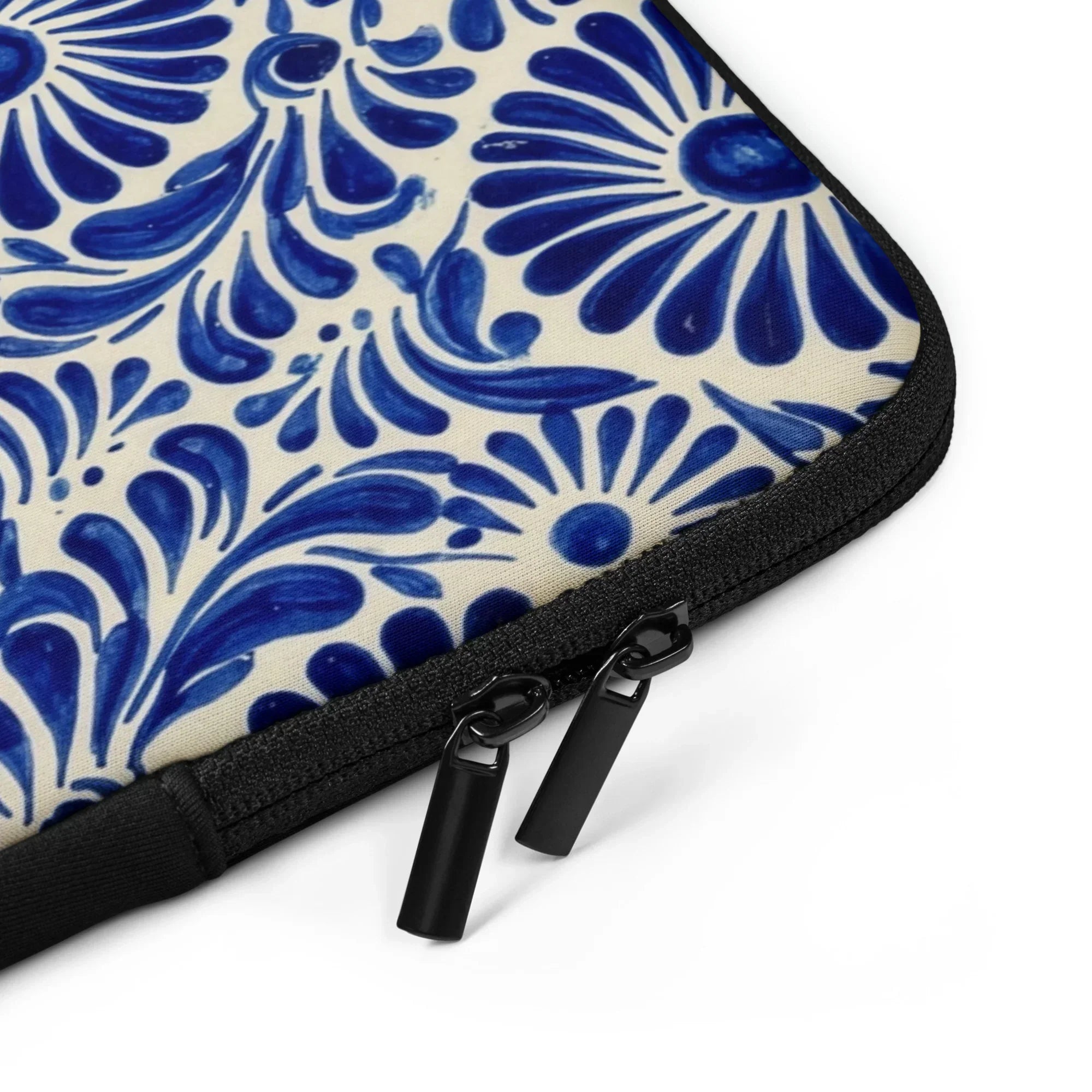 Atlixco Talavera Tile Laptop Case - The Global Wanderer