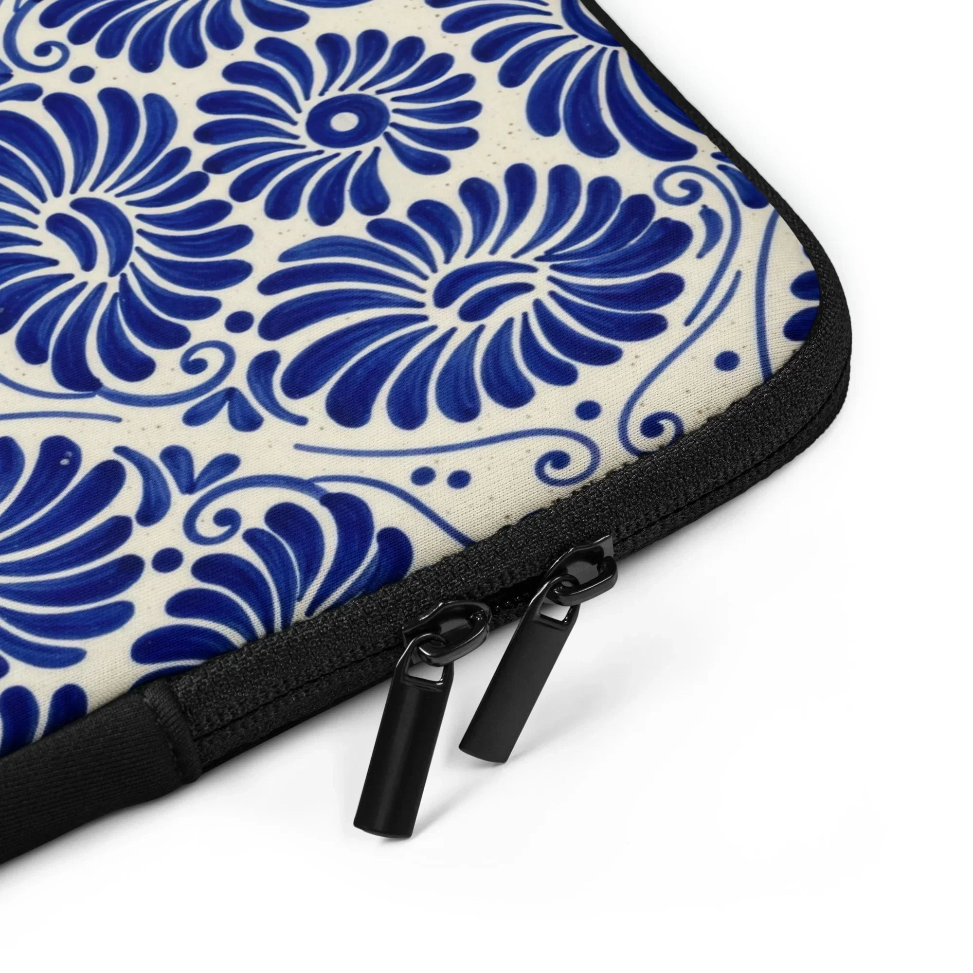 Cholula Talavera Tile Laptop Case - The Global Wanderer