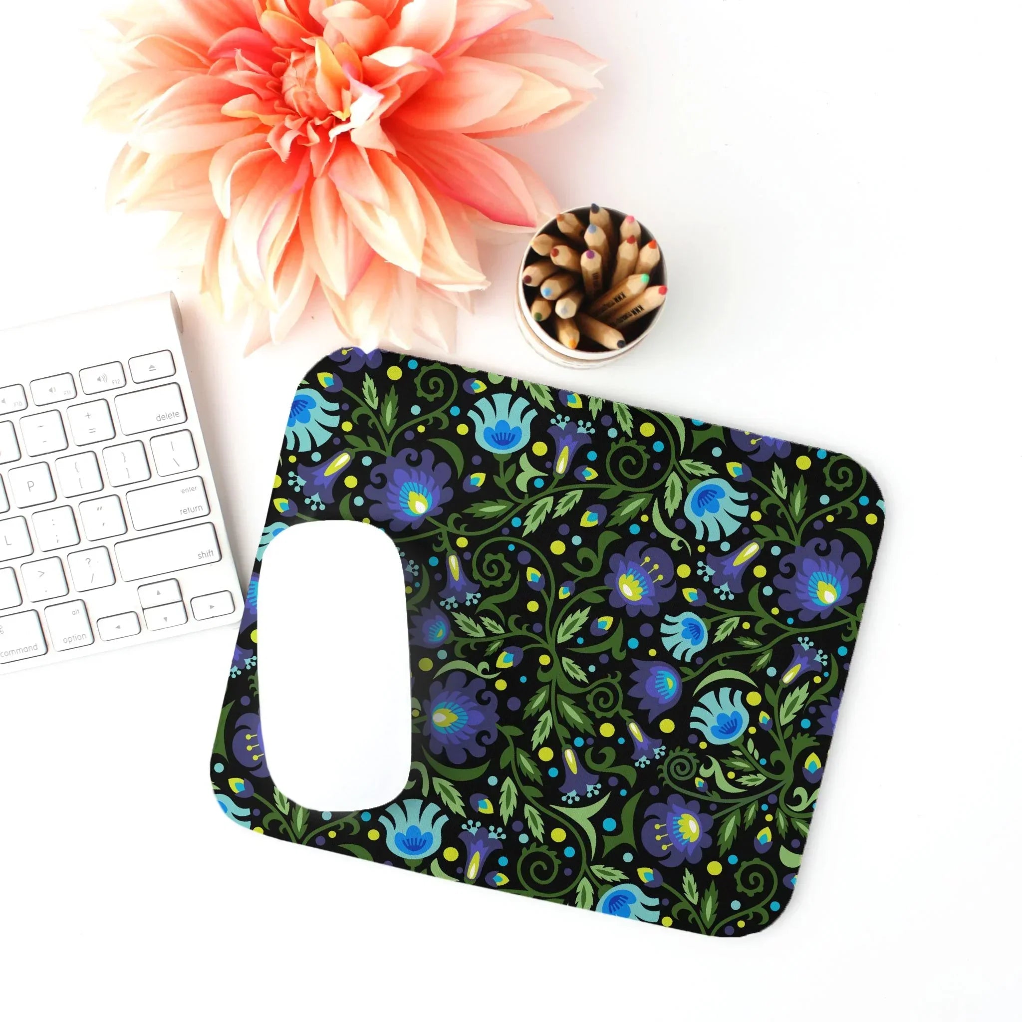 Gdańsk Blues Wycinanki Mouse Pad over black - The Global Wanderer