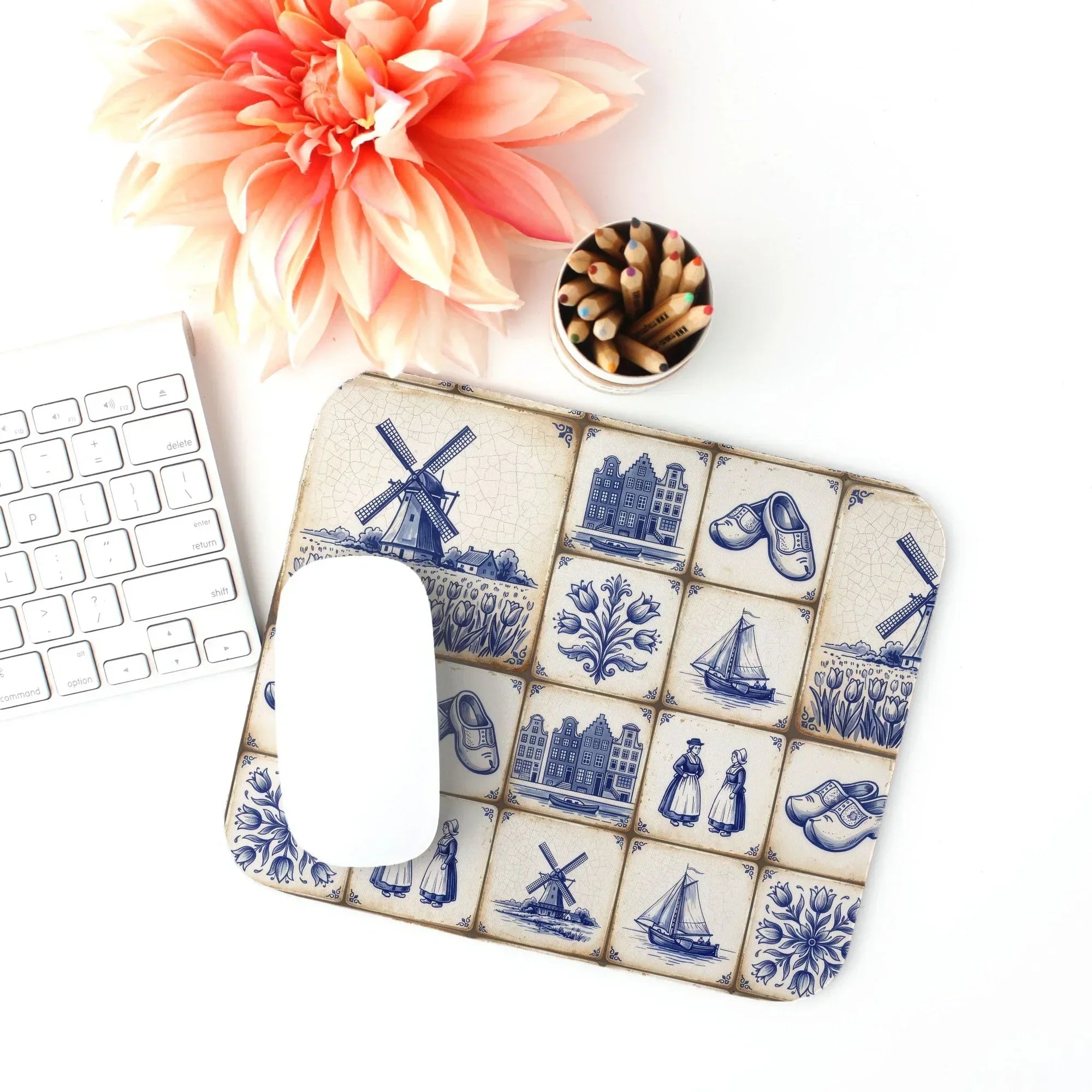 Haarlem Ivory Mouse Pad - The Global Wanderer