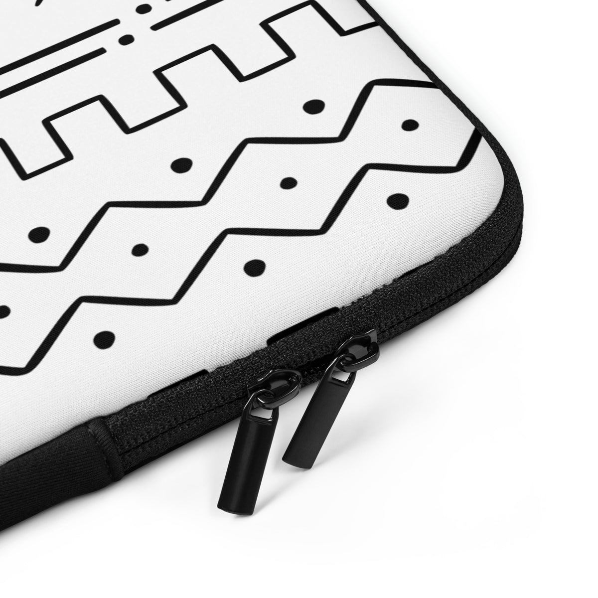 Djenné Ivory Mud Cloth Laptop Case - The Global Wanderer