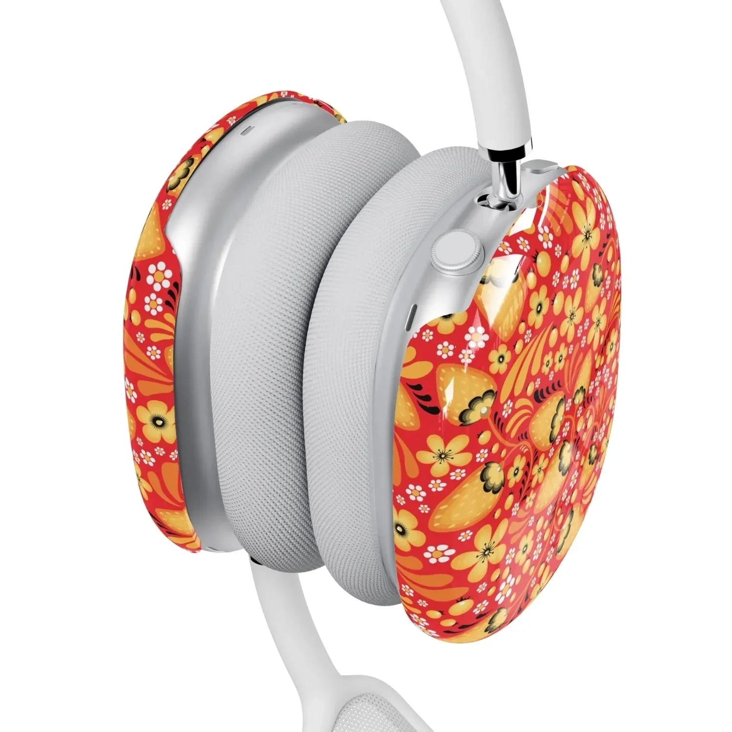 Russian Red Khokhloma AirPods Max Case - The Global Wanderer