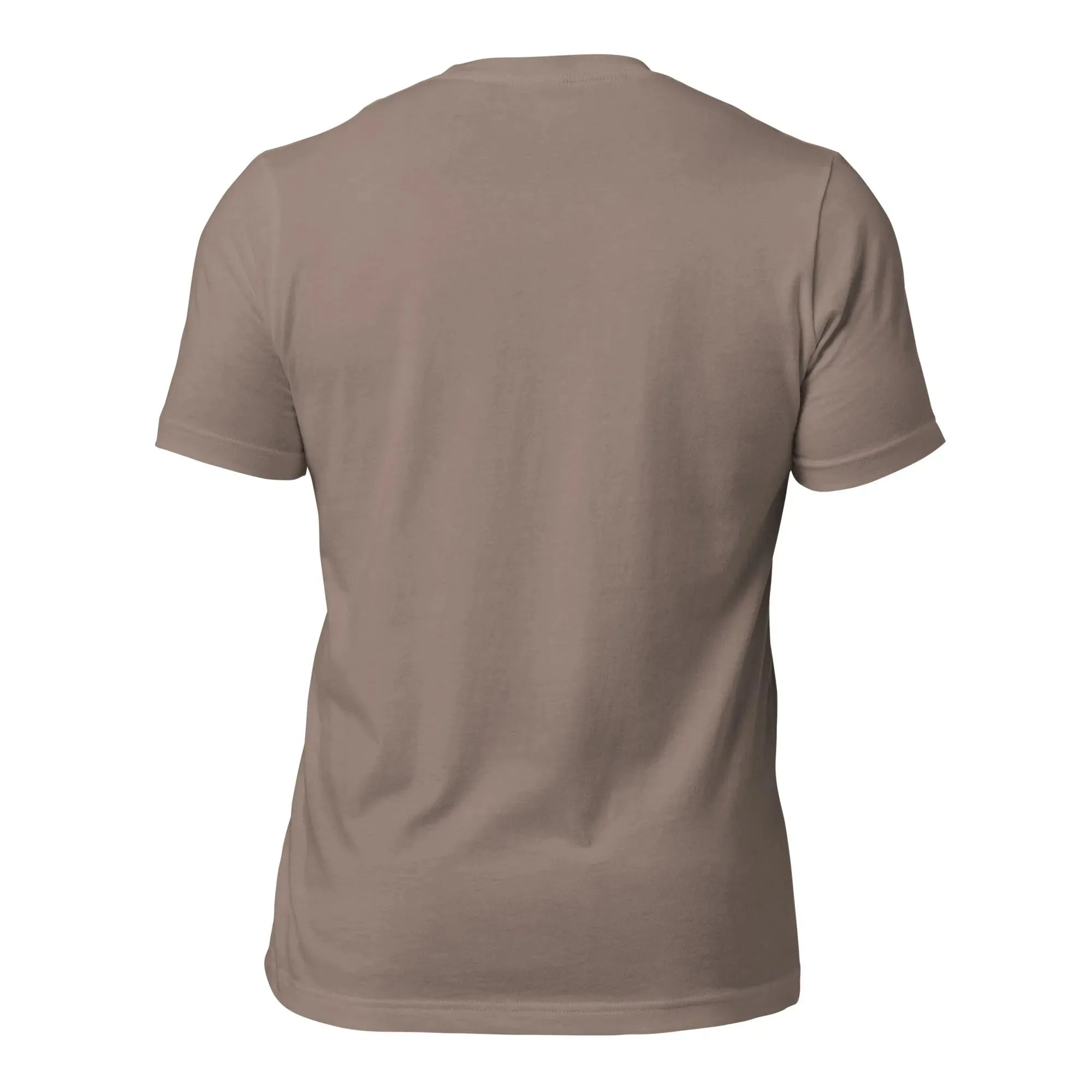 Scottish Highlands Cow Embroidered T-Shirt - The Global Wanderer