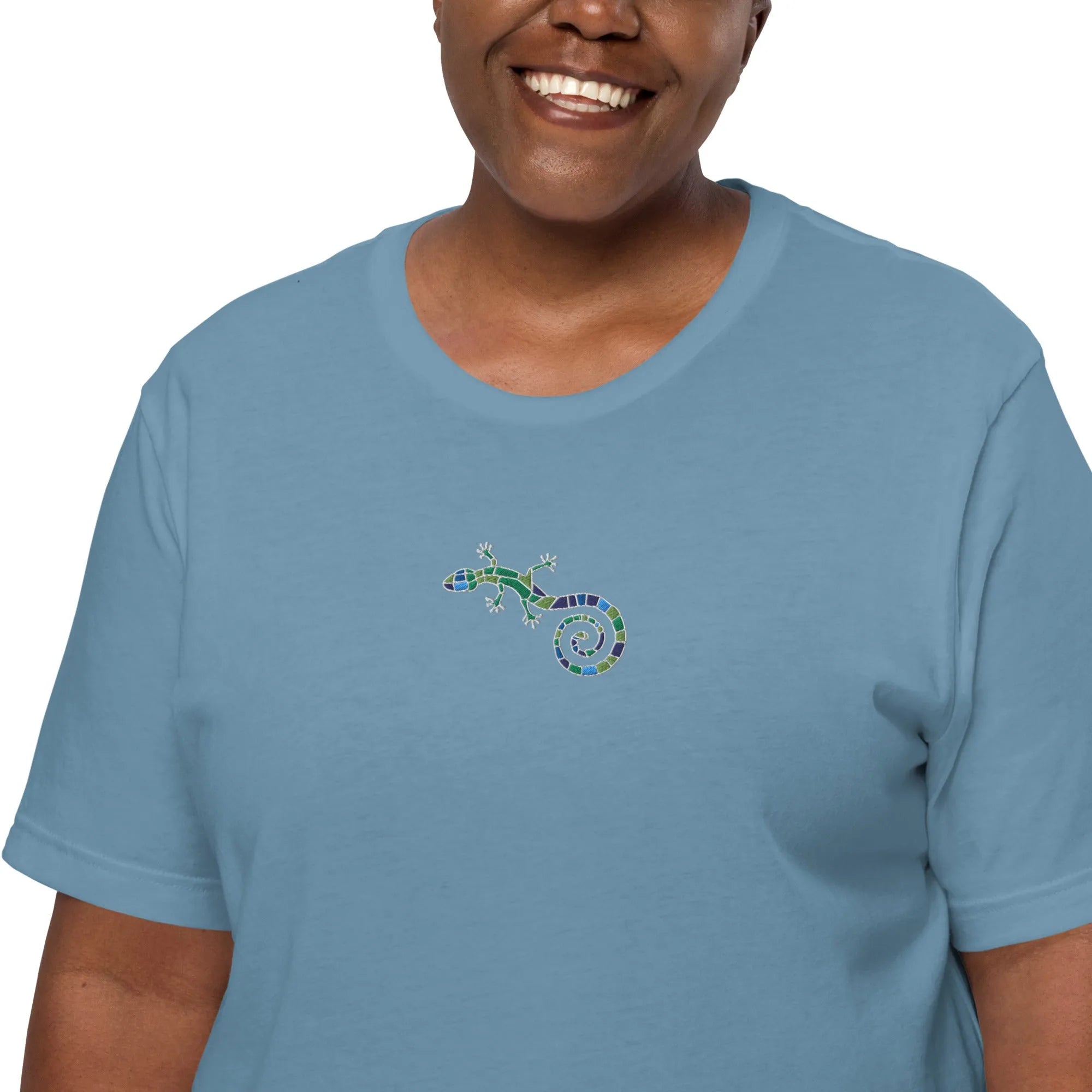 Spanish Mosaic Lizard Embroidered T-Shirt - The Global Wanderer