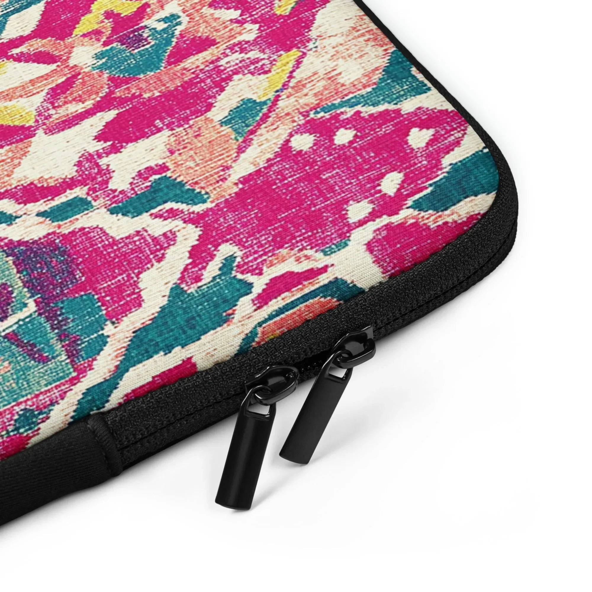 Turkish Kilim Laptop Case - The Global Wanderer