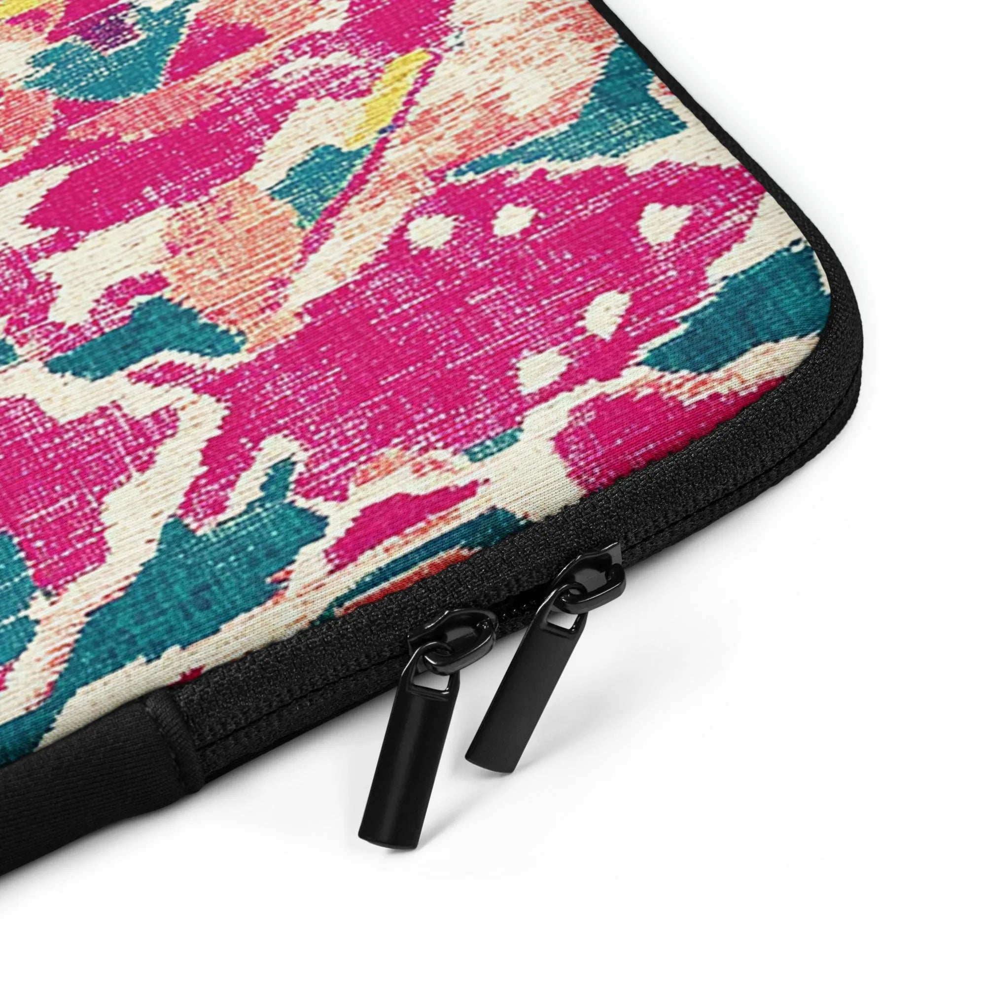 Turkish Kilim Laptop Case - The Global Wanderer