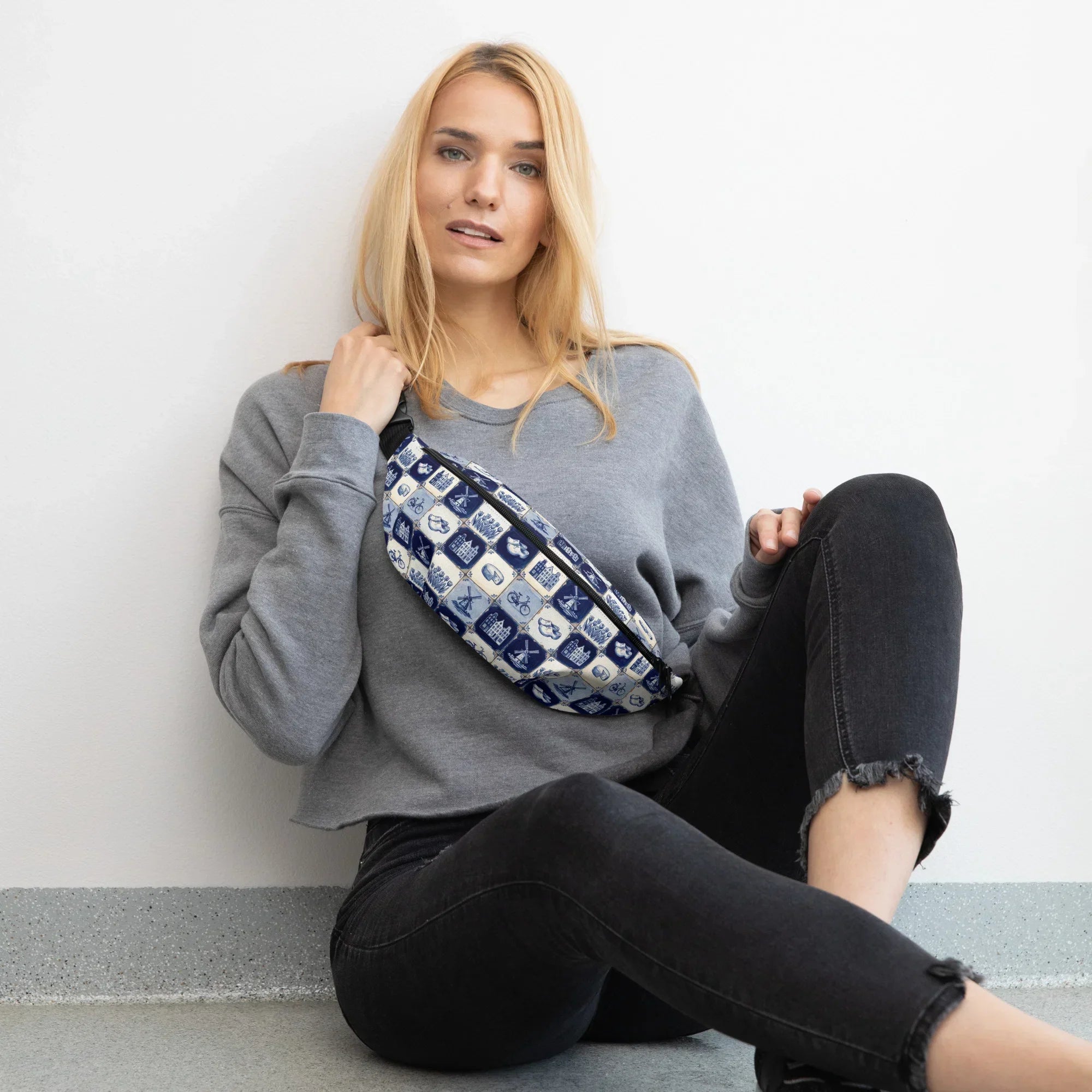 Amsterdam Midnight Fanny Pack - The Global Wanderer
