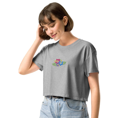 Hawaiian Tropical Leaves Embroidered Cropped T-Shirt - The Global Wanderer