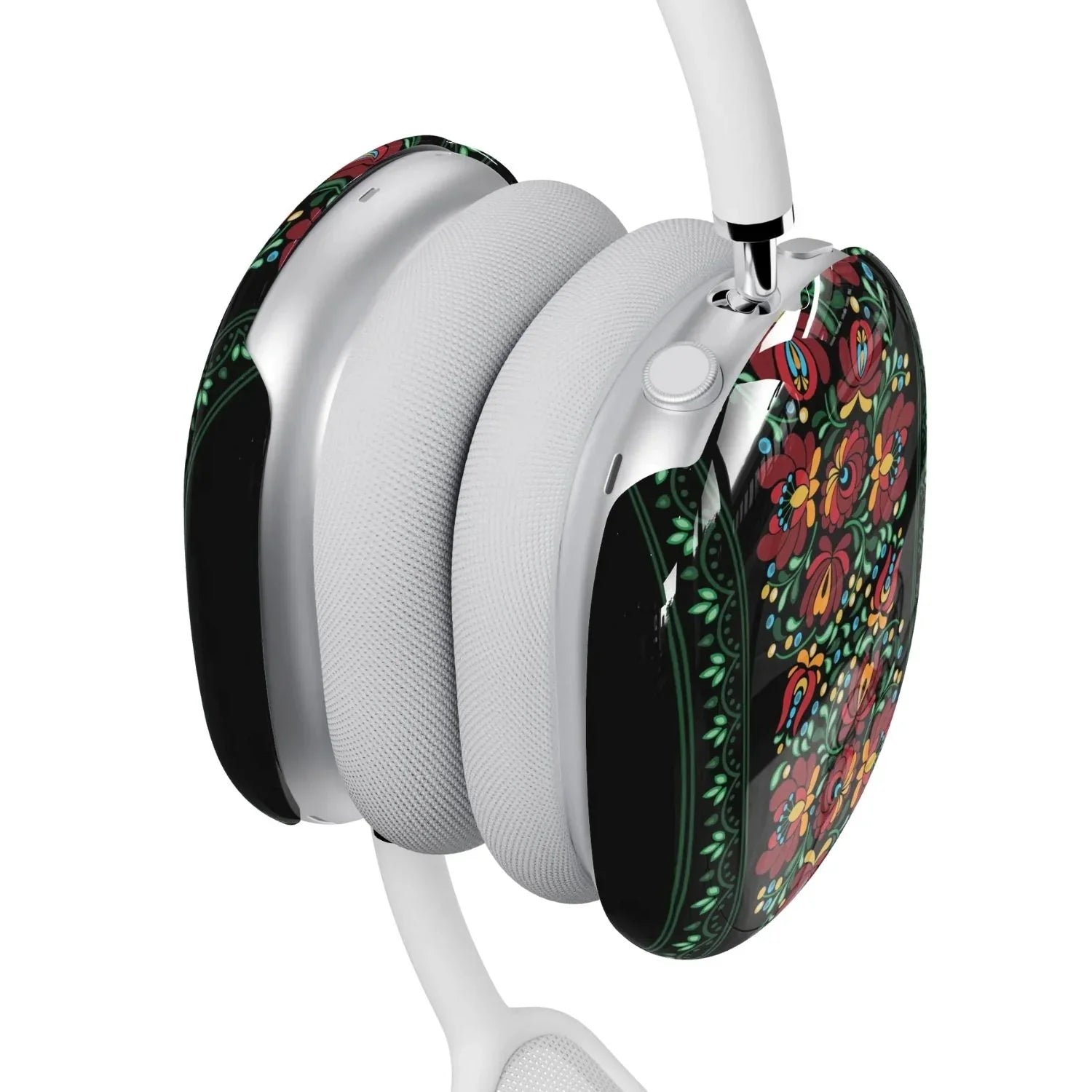 Hungarian Black Matyó AirPods Max Case - The Global Wanderer