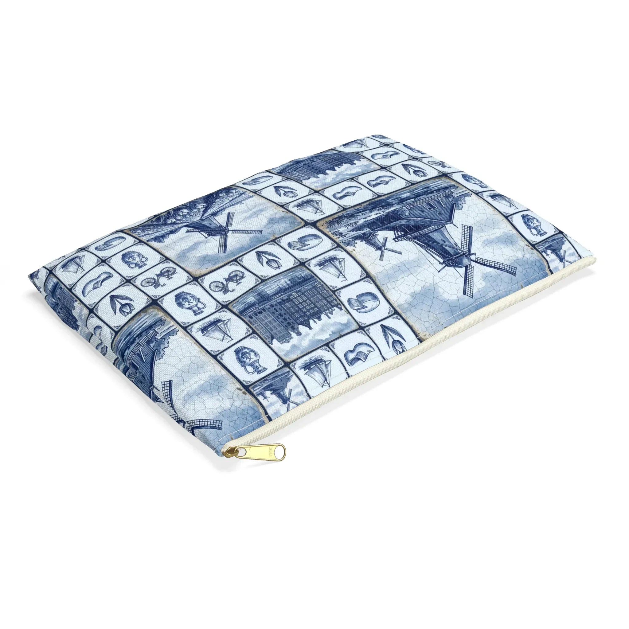 Kinderdijk Sky Flat Pouch - The Global Wanderer