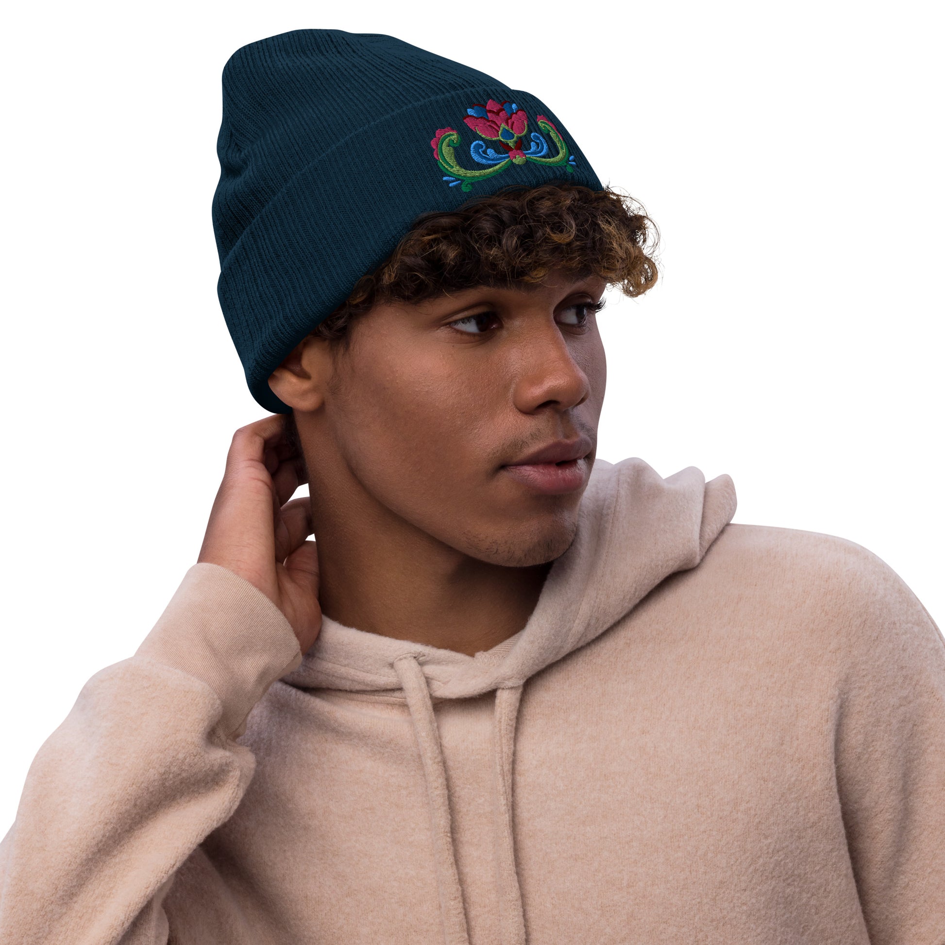 Norwegian Rosemaling Embroidered Beanie - The Global Wanderer