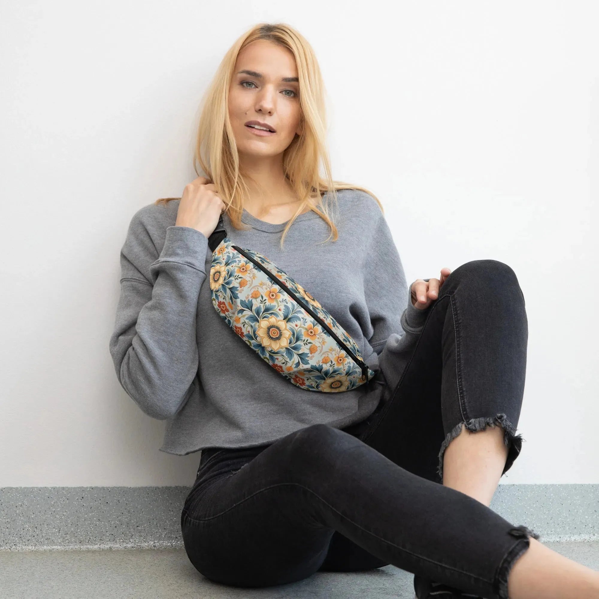 Norwegian Rosemaling Fanny Pack - The Global Wanderer