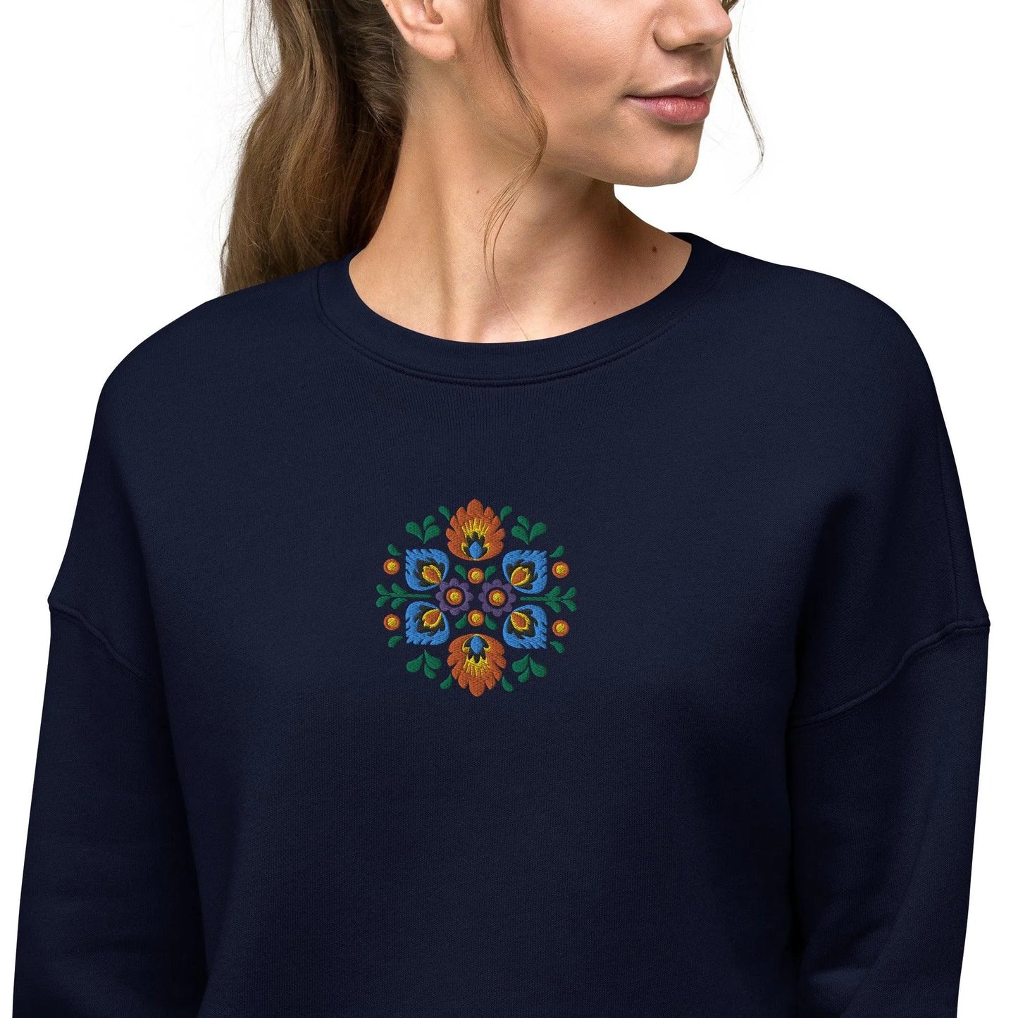 Polish Wycinanki Cropped Sweatshirt - Embroidered - The Global Wanderer