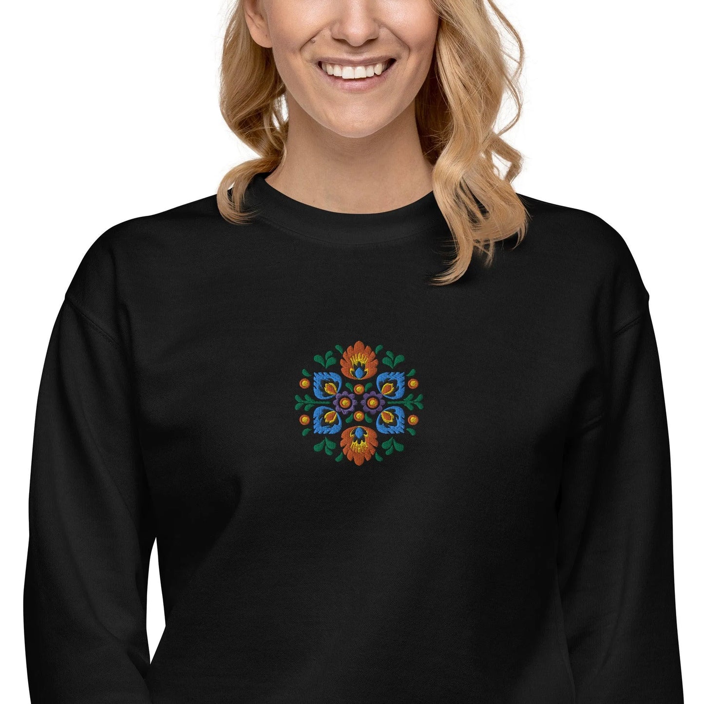 Polish Wycinanki Sweatshirt - Embroidered - The Global Wanderer