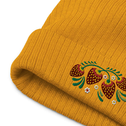 Russian Khokhloma Embroidered Beanie - The Global Wanderer