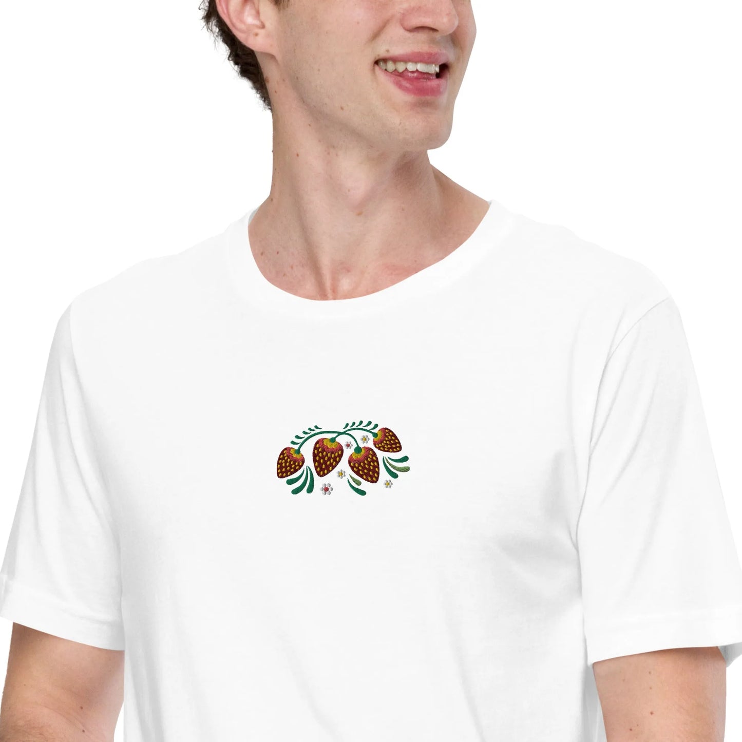 Russian Khokhloma Embroidered T-Shirt - The Global Wanderer