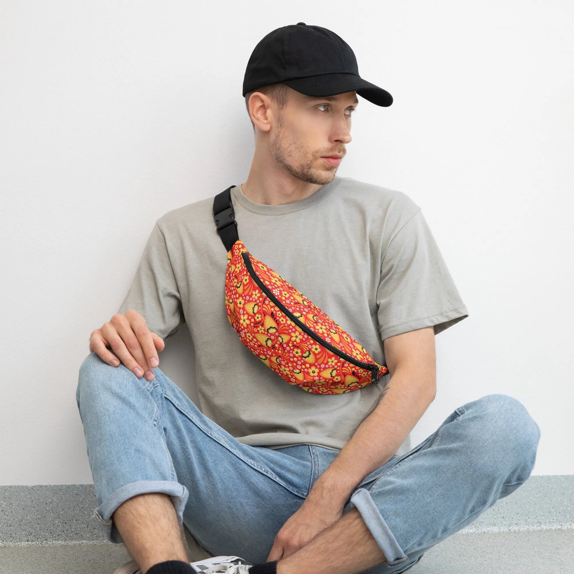 Russian Red Khokhloma Fanny Pack - The Global Wanderer