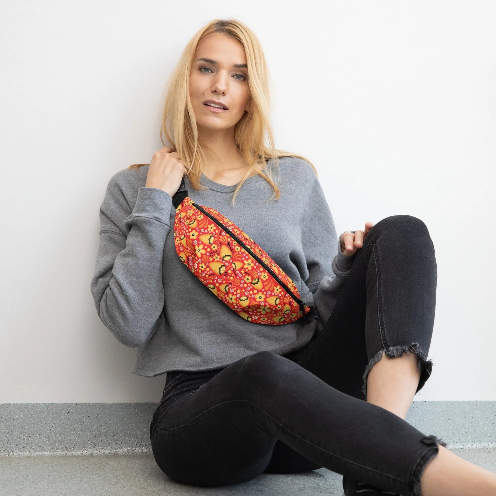 Russian Red Khokhloma Fanny Pack - The Global Wanderer