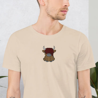 Scottish Highlands Cow Embroidered T-Shirt - The Global Wanderer