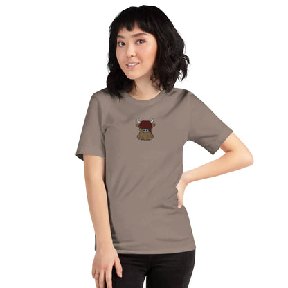 Scottish Highlands Cow Embroidered T-Shirt - The Global Wanderer