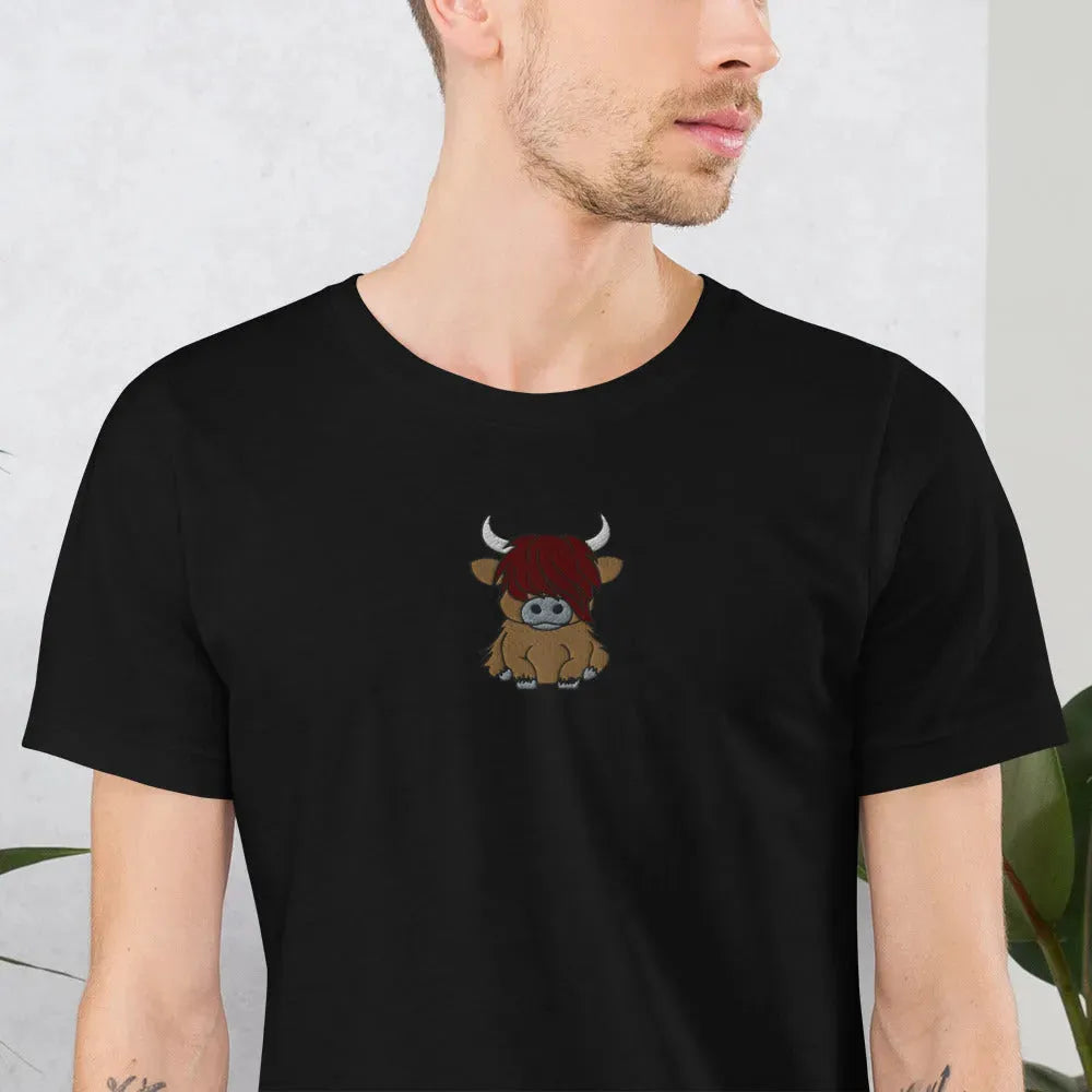 Scottish Highlands Cow Embroidered T-Shirt - The Global Wanderer