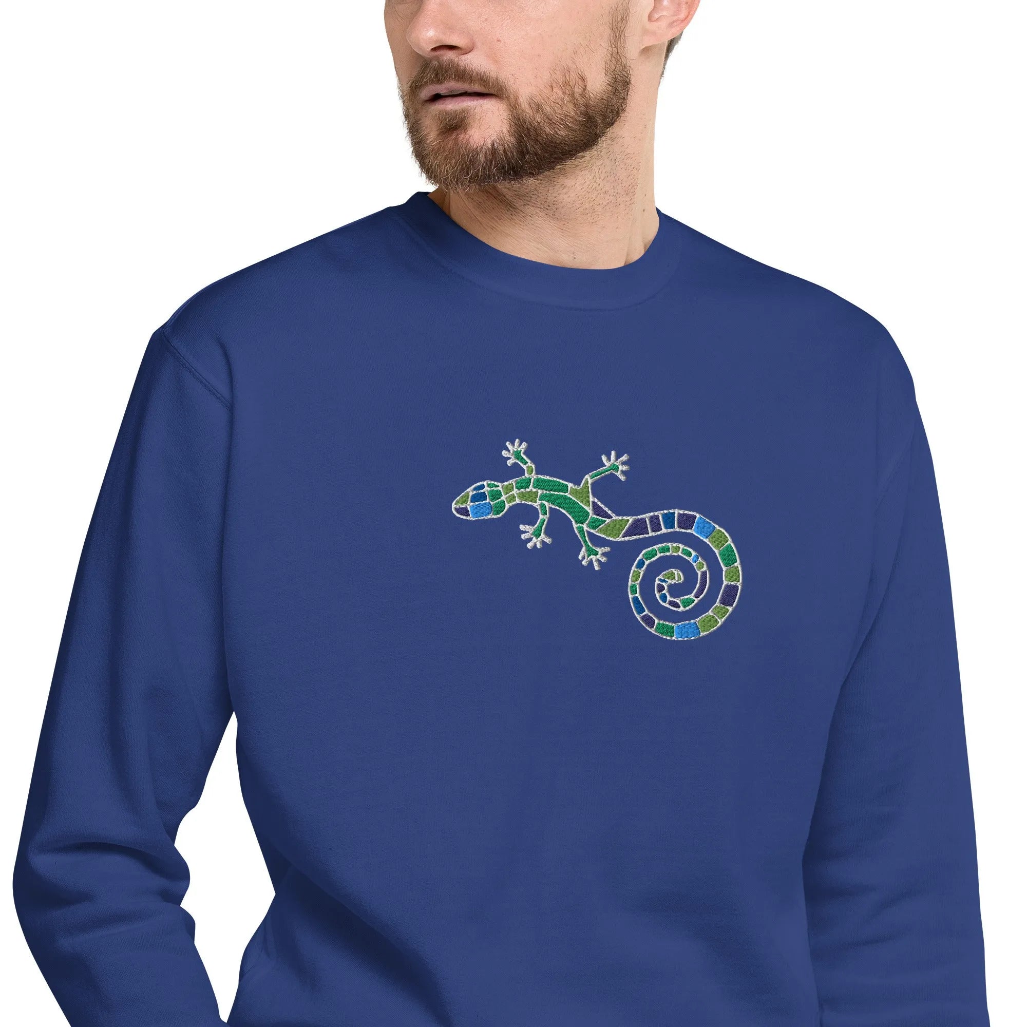 Spanish Mosaic Lizard Embroidered Sweatshirt - The Global Wanderer