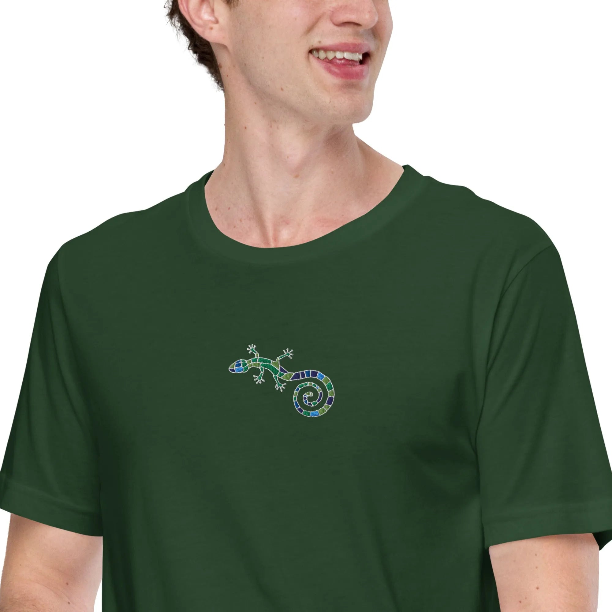 Spanish Mosaic Lizard Embroidered T-Shirt - The Global Wanderer