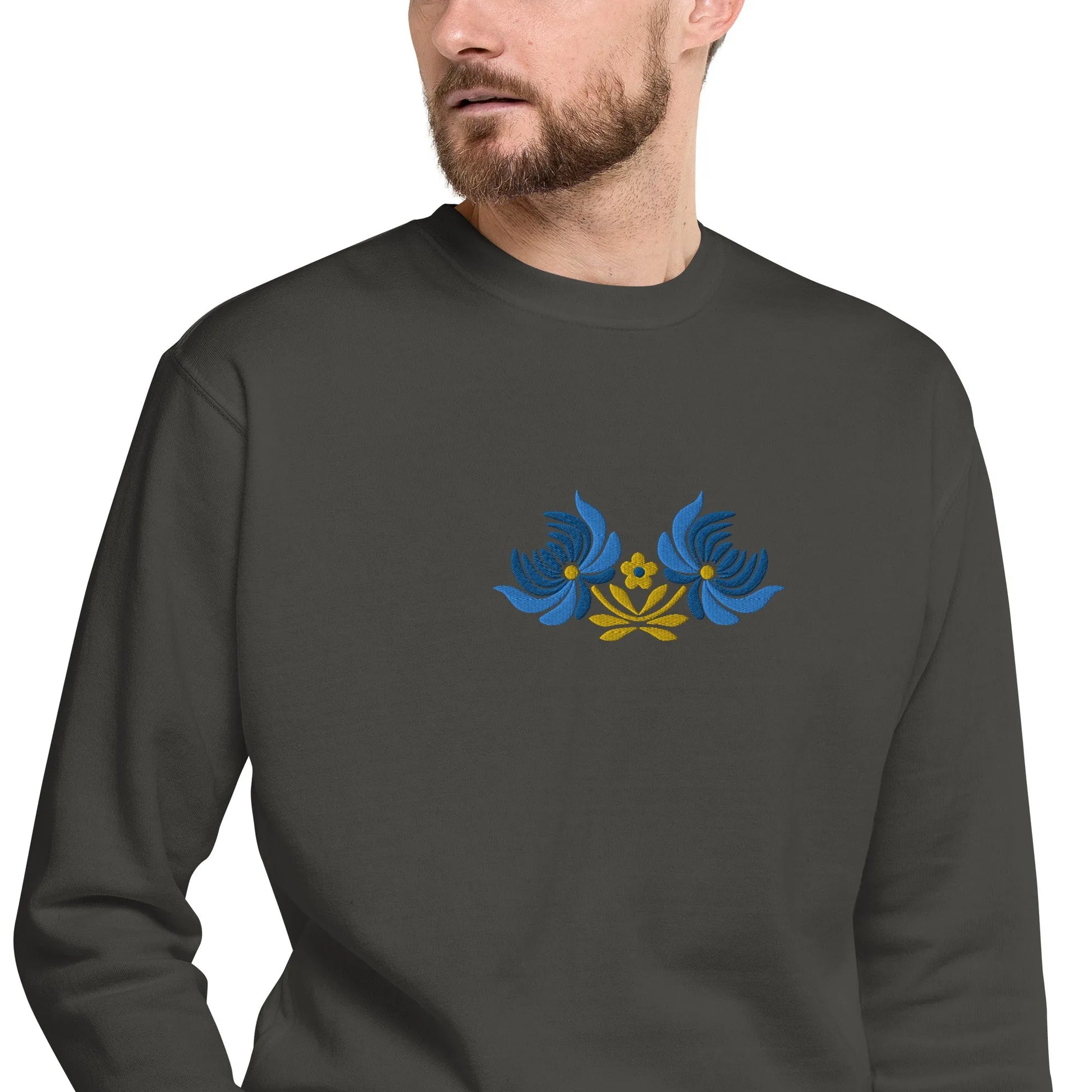 Ukrainian Folk Art Embroidered Sweatshirt - The Global Wanderer