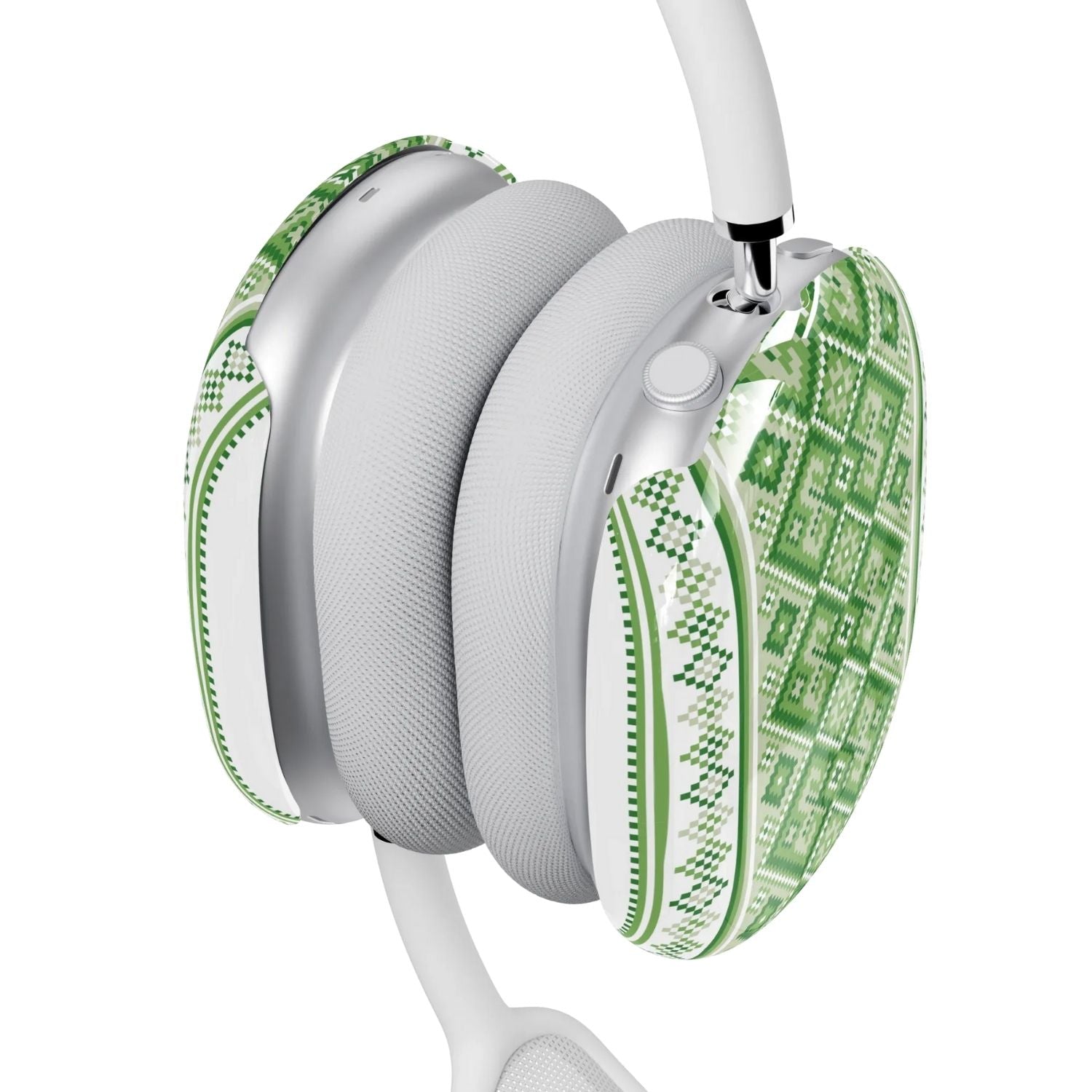 Ukrainian Vyshyvanka AirPods Max Case - Green - The Global Wanderer