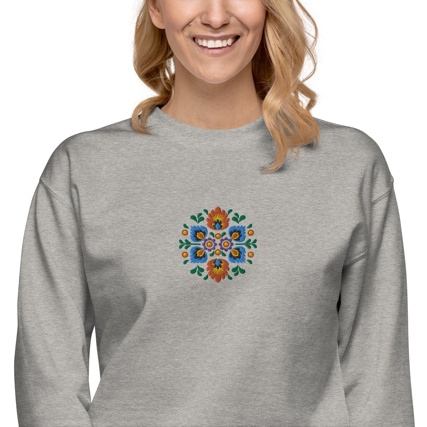 Polish Wycinanki Sweatshirt - Embroidered - The Global Wanderer