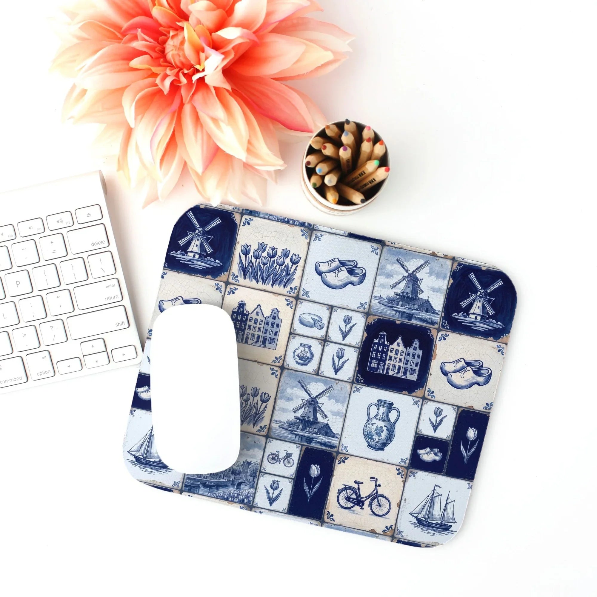 Utrecht Mosaic Mouse Pad - The Global Wanderer