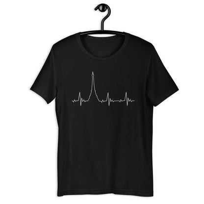 Paris Love T-Shirt - The Global Wanderer