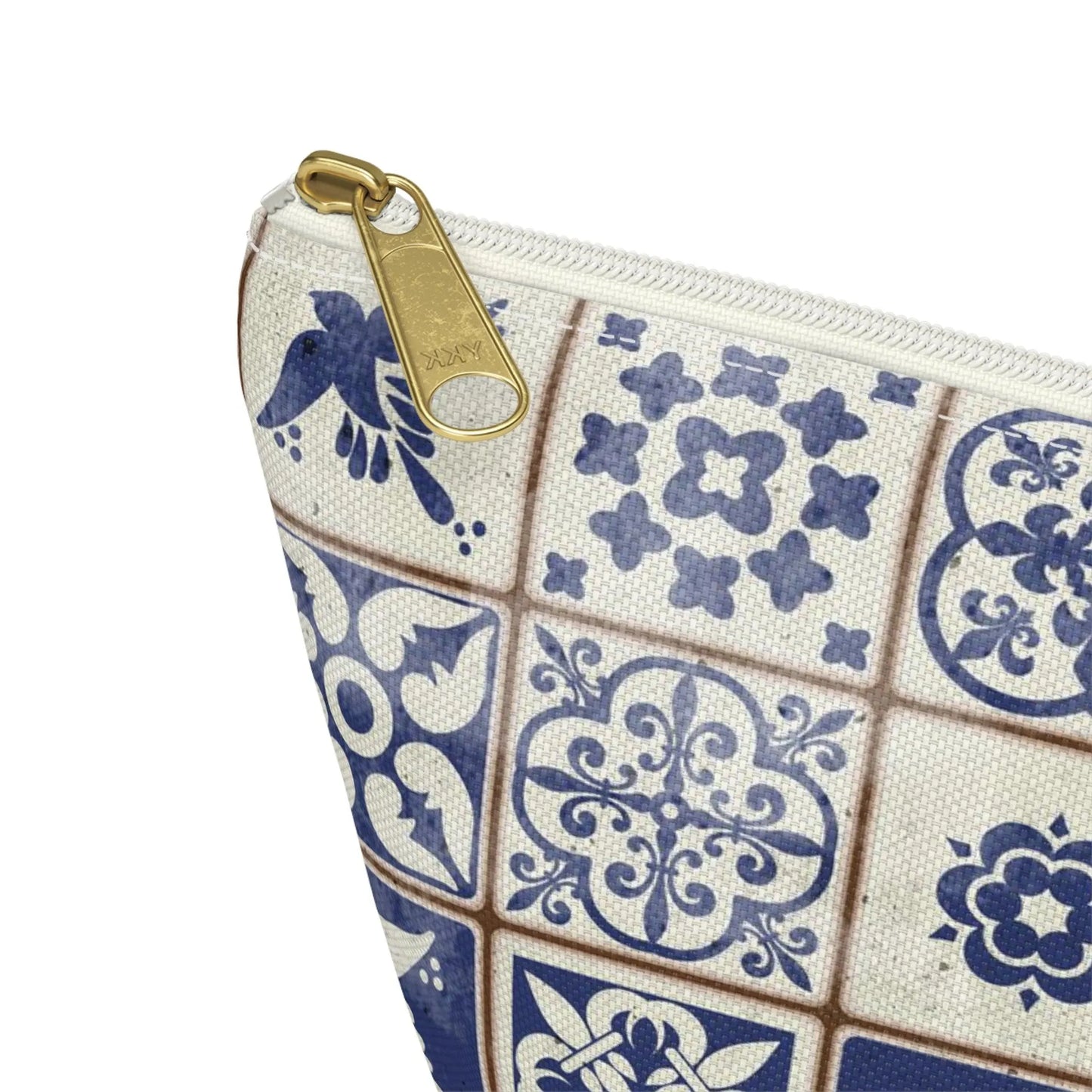 Portuguese Tile Pouch - The Global Wanderer