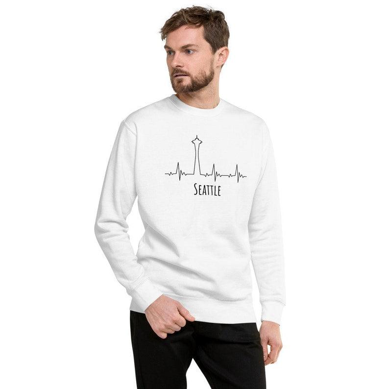 Seattle Love Fleece Sweatshirt - The Global Wanderer