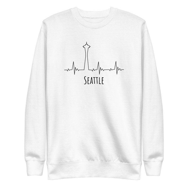Seattle Love Fleece Sweatshirt - The Global Wanderer